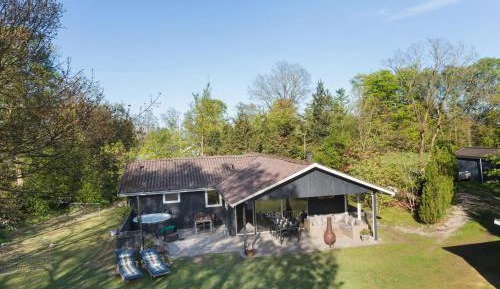 Three-Bedroom Vacation Home 