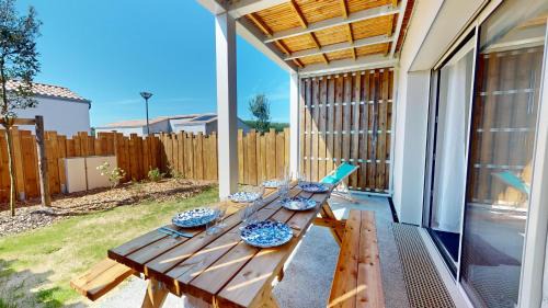Apartment with Terrace