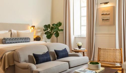 Deluxe Junior Suite