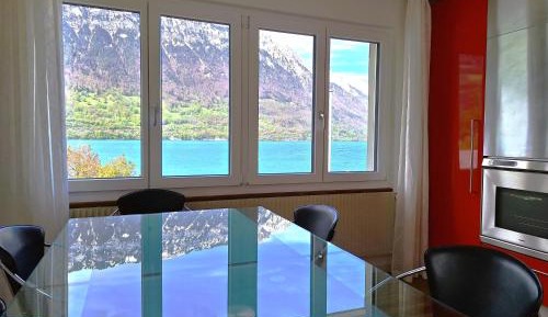 Apartment with Lake View