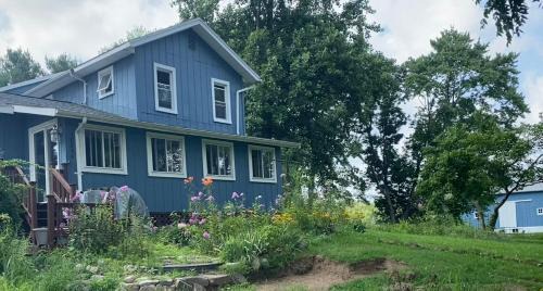 Double Room with Shared Toilet