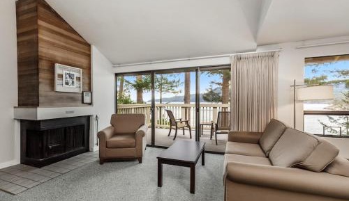 King Suite with Ocean View