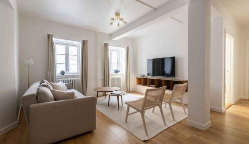 Three-Bedroom Superior Apartment