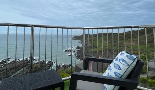 Deluxe Double Room with Balcony and Sea View