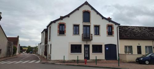 Queen Suite with Spa Bath
