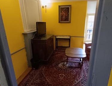 Studio with Mountain View