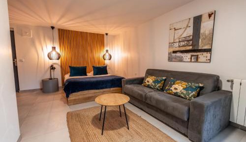 Quadruple Room with Terrace