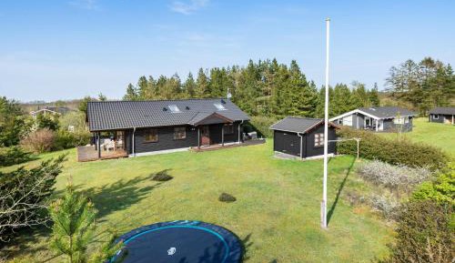 Three-Bedroom Vacation Home 