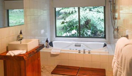 Two-Bedroom Cottage - New Moon