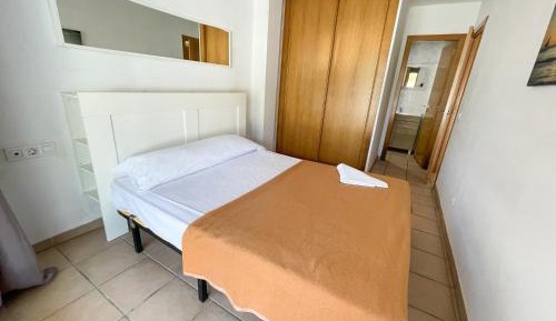 Two-Bedroom Apartment (4-6 Adults)