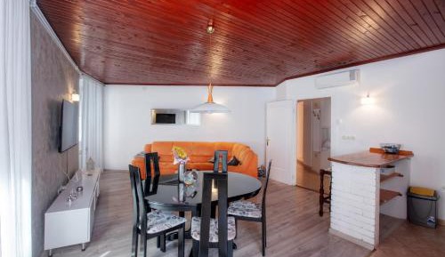 Three-Bedroom Apartment with Terrace