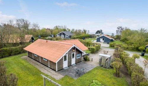 Three-Bedroom Vacation Home 