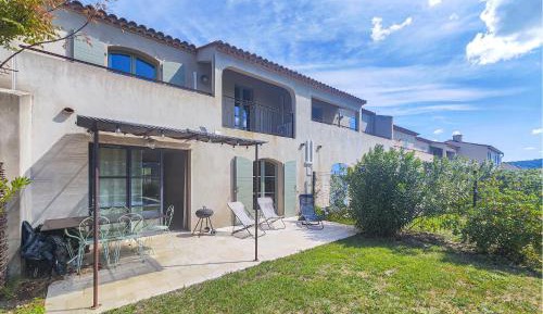 Three-Bedroom Vacation Home 