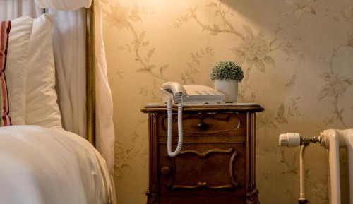 Twin Room with Private Bathroom