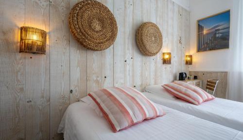 Twin Room with Sea View