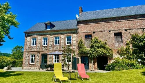 Three-Bedroom Vacation Home 