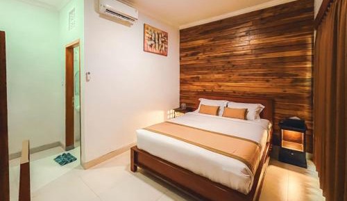 Standard Budget Double Room with Garden View