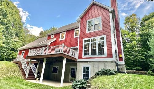 Three-Bedroom Vacation Home 