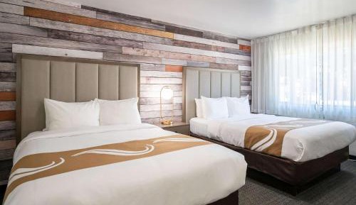Standard Queen Room with Two Queen Beds - Non-Smoking