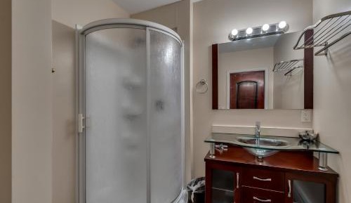 Deluxe Queen Room with Two Queen Beds