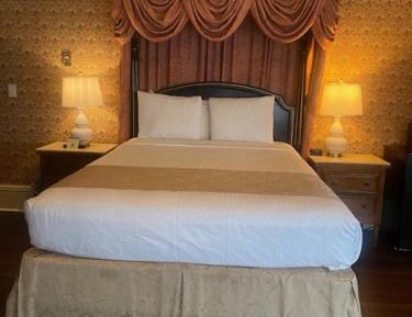 Small Double Room