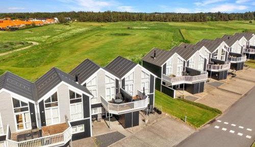 Three-Bedroom Vacation Home 