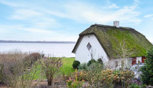 One-Bedroom Vacation Home