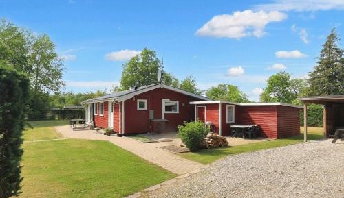 Two-Bedroom Holiday Home