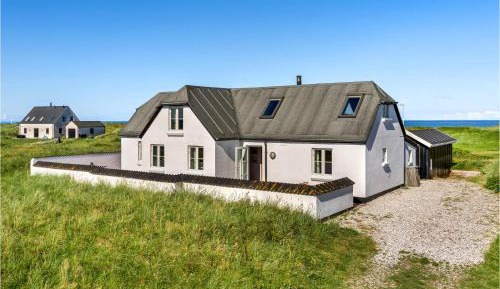 Three-Bedroom Vacation Home 
