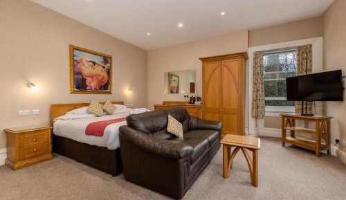 Deluxe Double or Twin Room