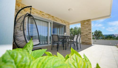 Two-Bedroom Apartment with Terrace and Sea View