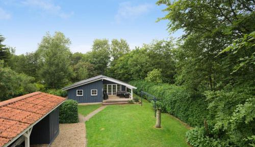 Three-Bedroom Vacation Home 