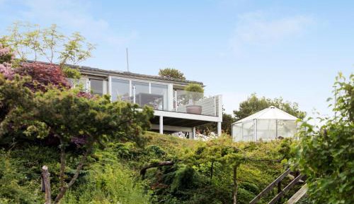 Three-Bedroom Vacation Home 