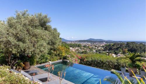Three-Bedroom Vacation Home 