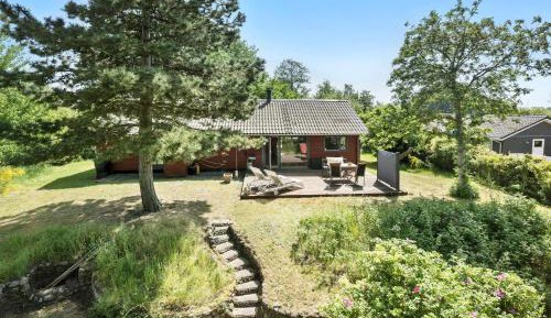 Three-Bedroom Vacation Home 