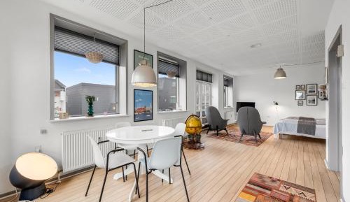 Apartment with Terrace