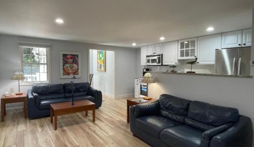 Upper Deluxe Two Bedroom Cottage