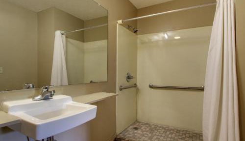 Single Room - Disability Access