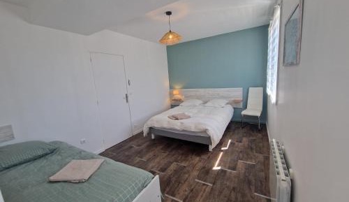 Triple Room with Private Bathroom