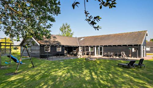 Nine-Bedroom Holiday Home
