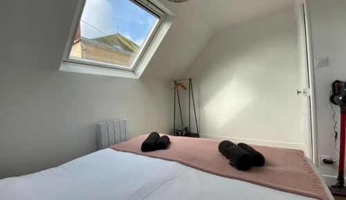 Apartment with Shower