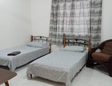 Twin Room with Private Bathroom