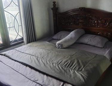 Double Room with Shared Bathroom