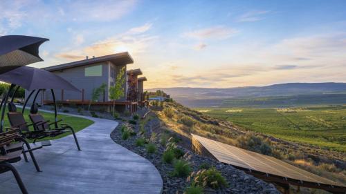 King Suite with Balcony