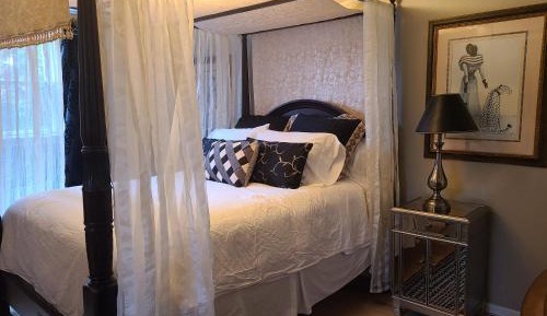 Deluxe Bungalow with Garden View