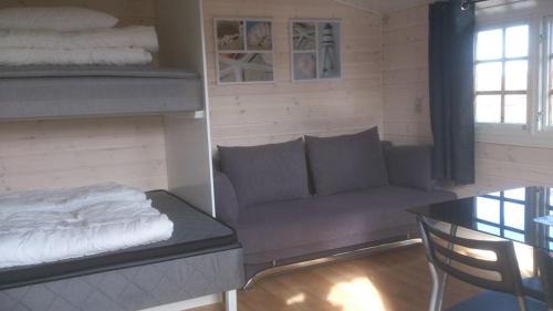 Cottage with Shared Bathroom