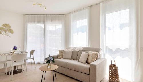 Apartment with City View