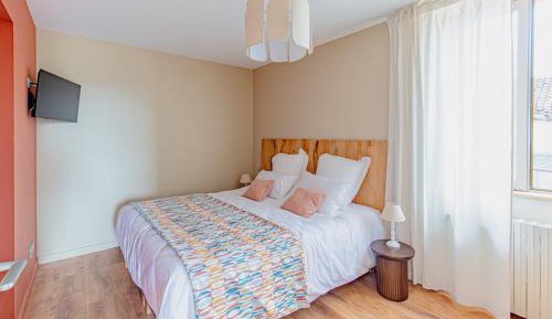 Double Room with Private Bathroom