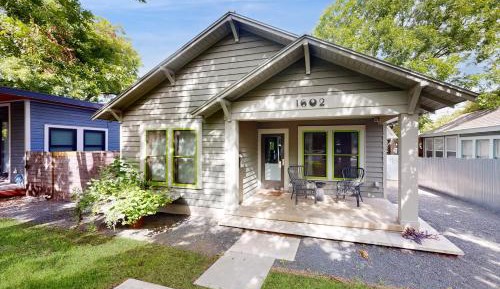 Three-Bedroom Vacation Home 
