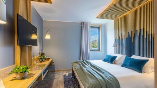 Comfort King Room with 1-Hour Spa Access (in the Hotel)